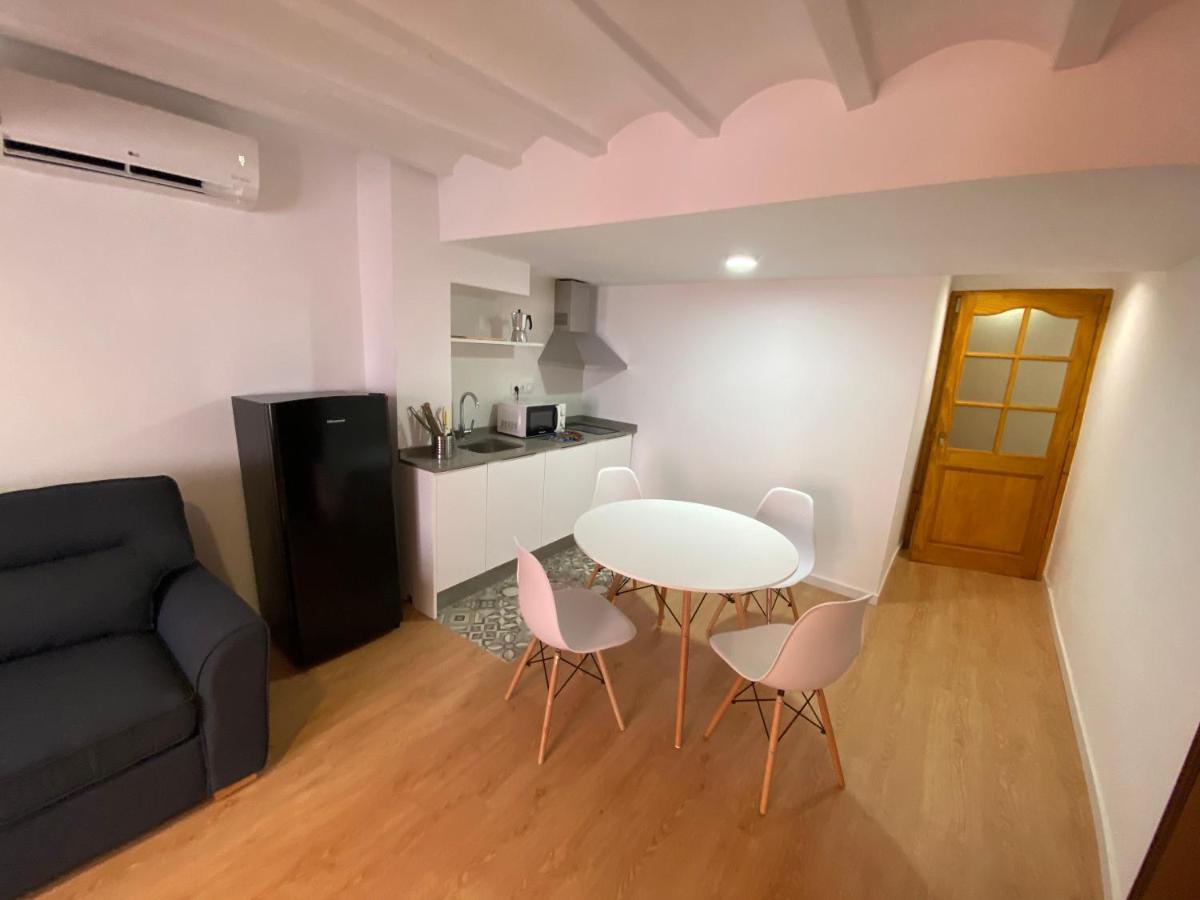 فيياخويوسا Pension Boutique Anne By Vive La Vila المظهر الخارجي الصورة