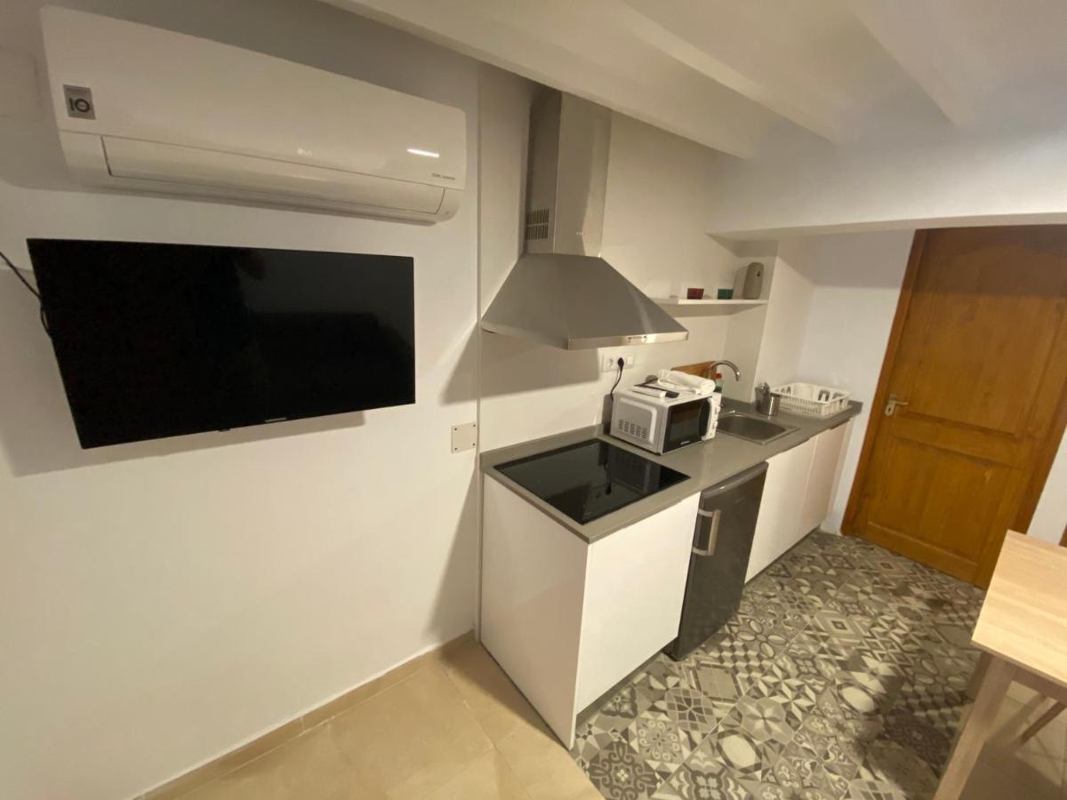 فيياخويوسا Pension Boutique Anne By Vive La Vila المظهر الخارجي الصورة