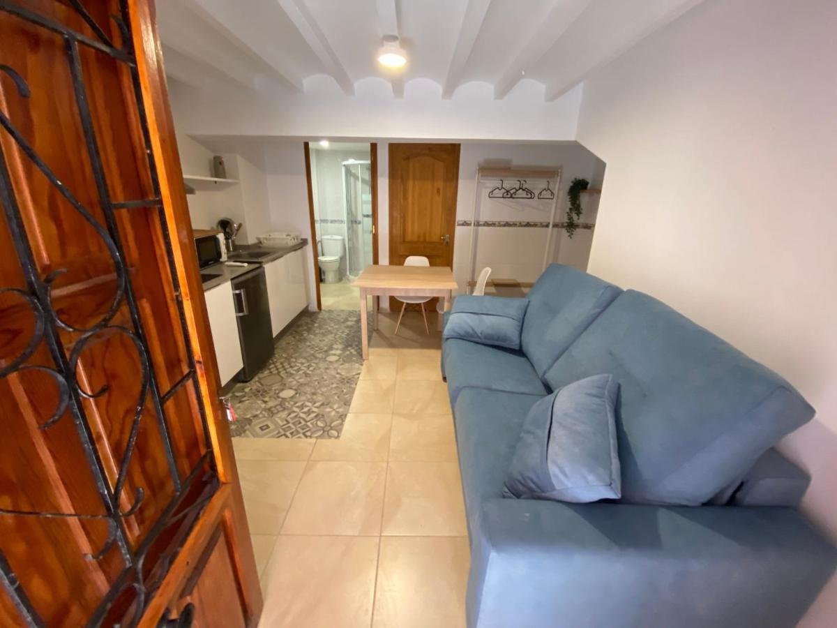 فيياخويوسا Pension Boutique Anne By Vive La Vila المظهر الخارجي الصورة