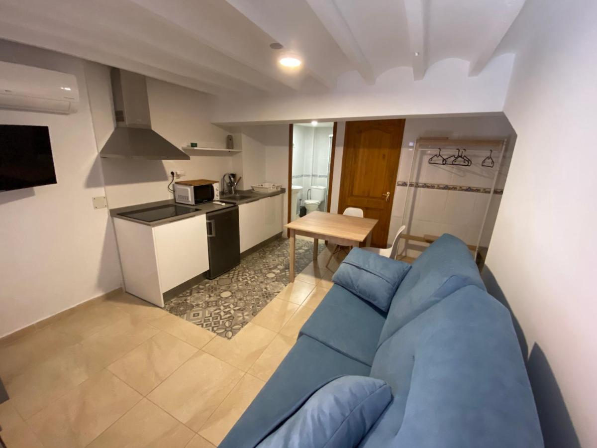 فيياخويوسا Pension Boutique Anne By Vive La Vila المظهر الخارجي الصورة