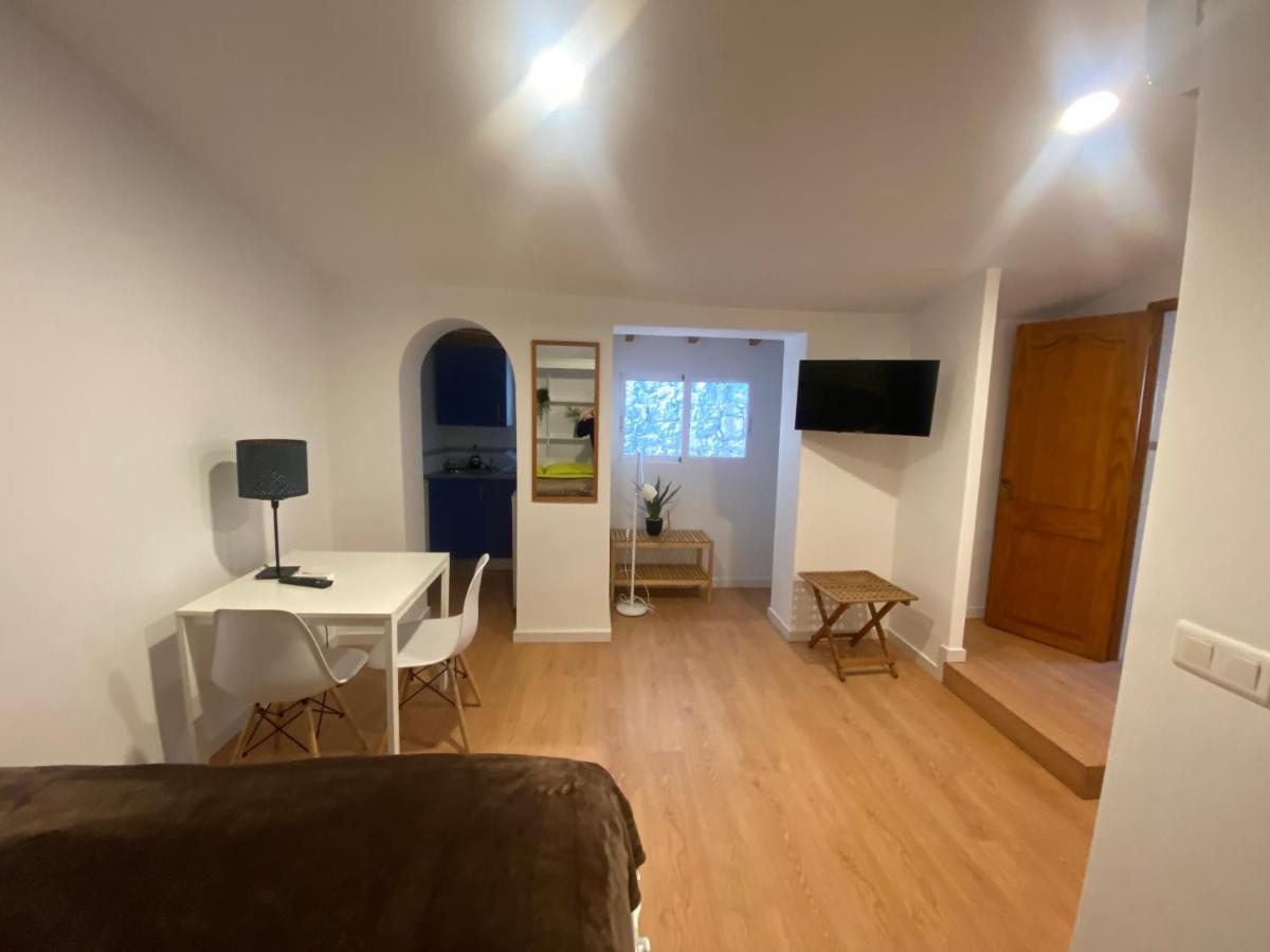 فيياخويوسا Pension Boutique Anne By Vive La Vila المظهر الخارجي الصورة